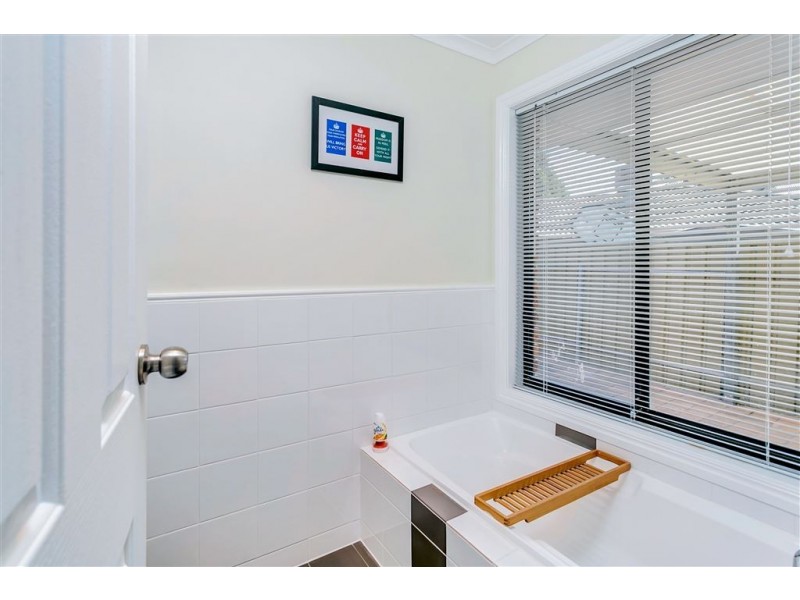 5 Tomatin Court, Greenwith SA 5125