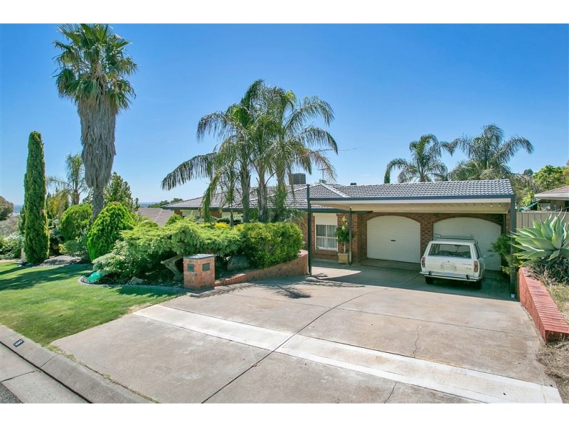 18 Glenarbon Court, Para Hills SA 5096