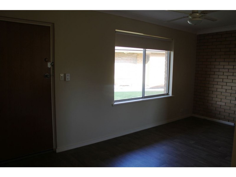 2/6b Spenfeld Court, Valley View SA 5093