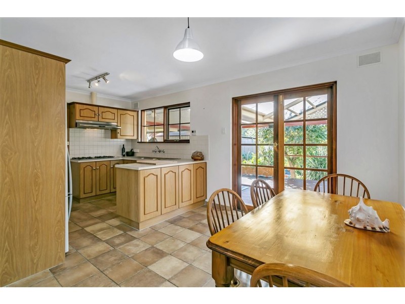 25 Sunhaven Road, Redwood Park SA 5097