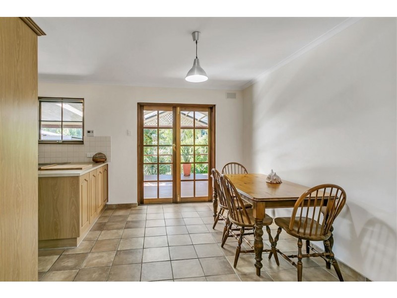 25 Sunhaven Road, Redwood Park SA 5097