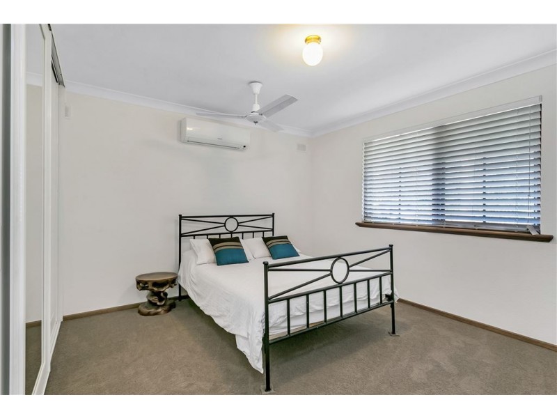 25 Sunhaven Road, Redwood Park SA 5097