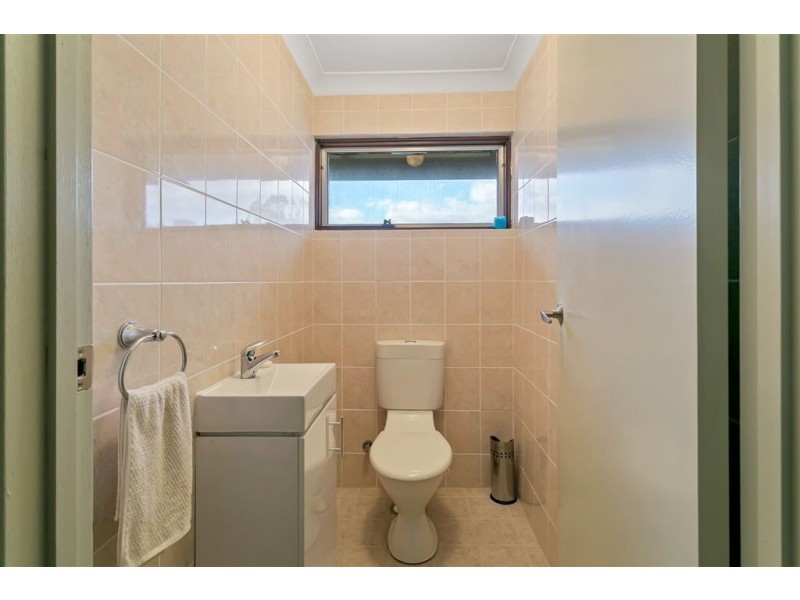 4 Opey Court, Para Vista SA 5093