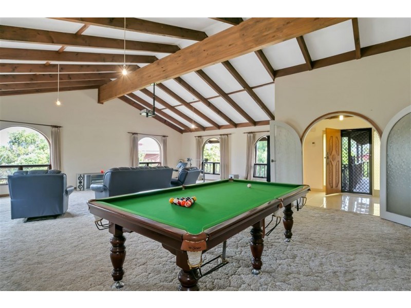 4 Opey Court, Para Vista SA 5093