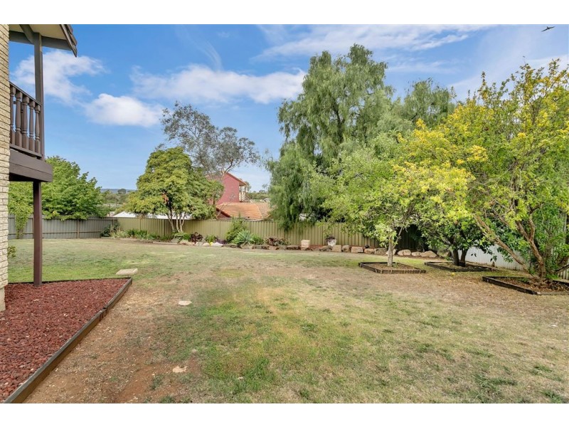 4 Opey Court, Para Vista SA 5093