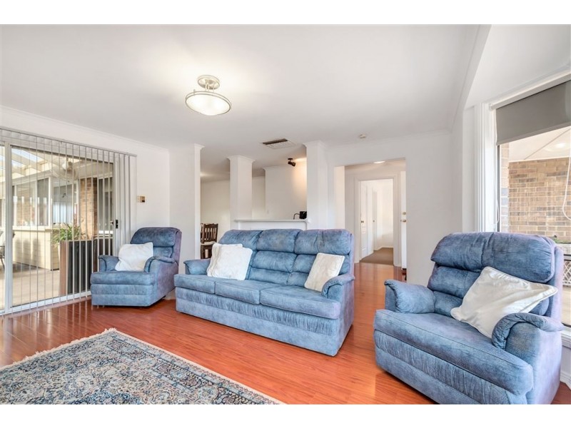 15 SouthWark Avenue, Salisbury Heights SA 5109