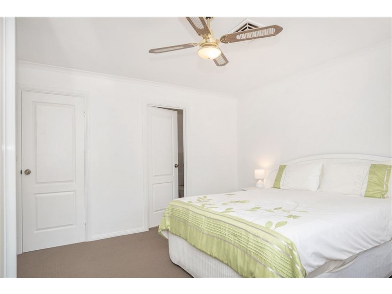 15 SouthWark Avenue, Salisbury Heights SA 5109