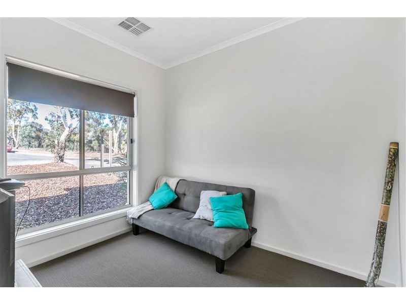 2A Mannum Street, Vista SA 5091