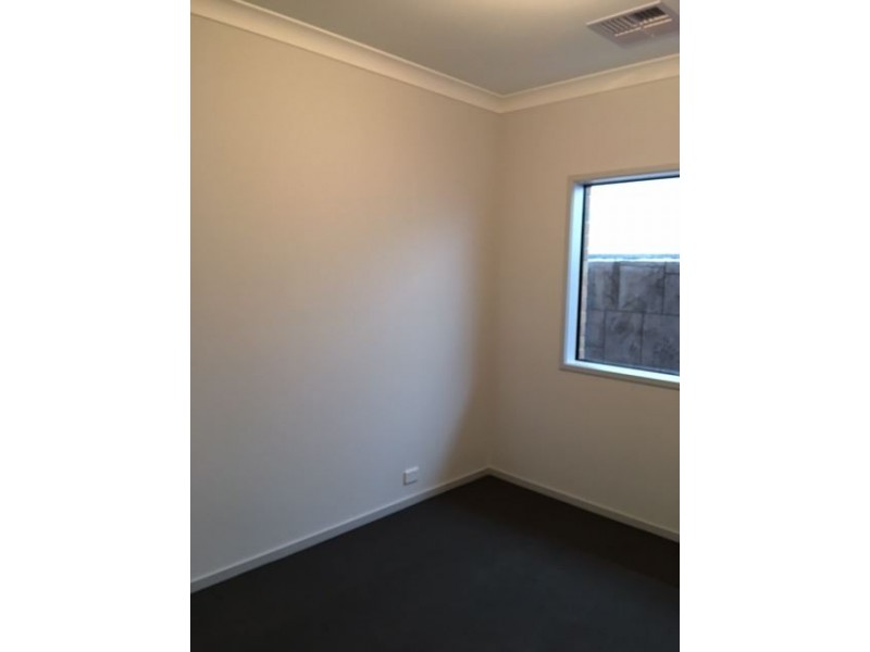 5a Raunsley Circuit, Greenwith SA 5125