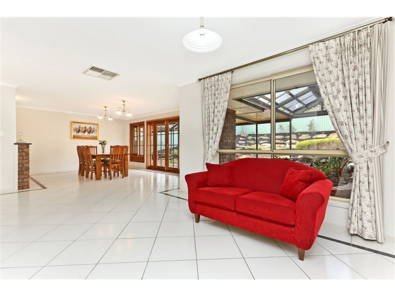 5 Middleton Crescent, Golden Grove SA 5125