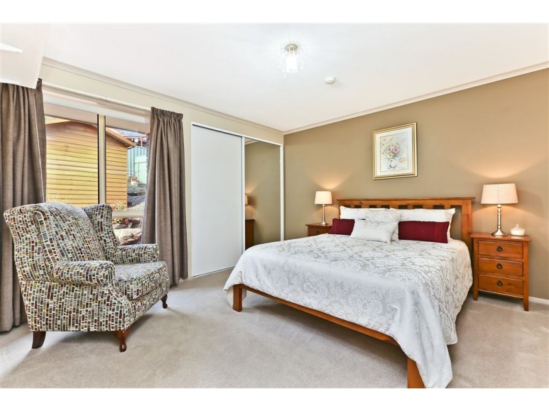 5 Middleton Crescent, Golden Grove SA 5125