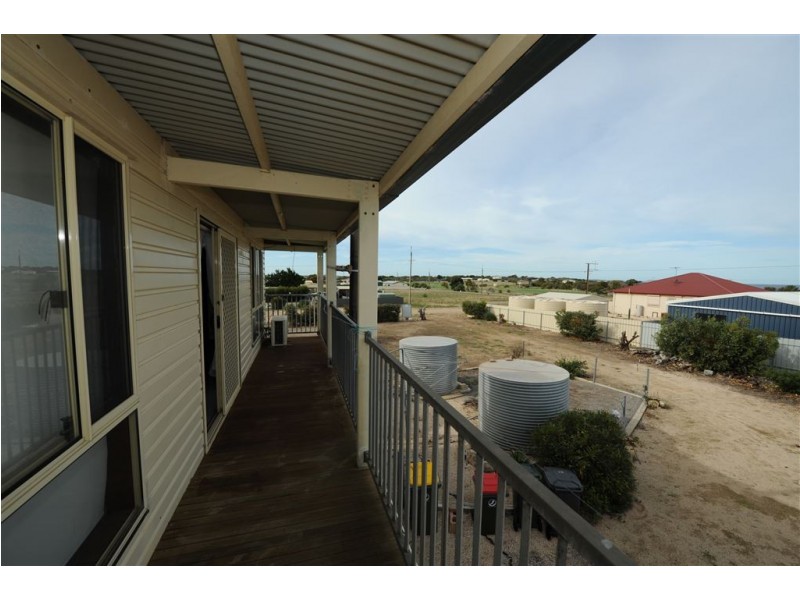 96a Camperdown Terrace, Port Moorowie SA 5576