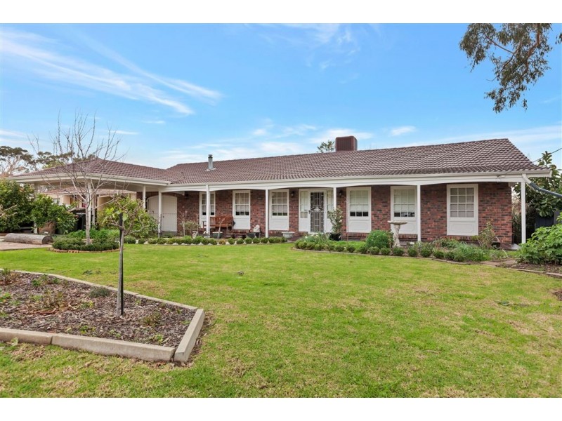 6 Madeira Avenue, Hope Valley SA 5090