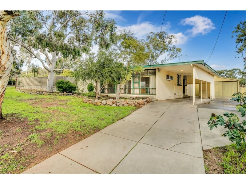 9 Loral Street, Para Hills SA 5096