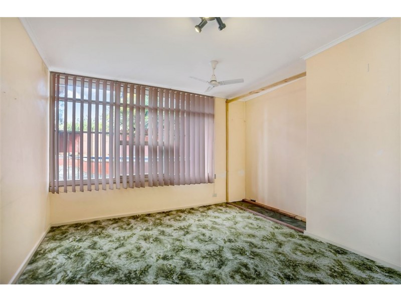 9 Loral Street, Para Hills SA 5096