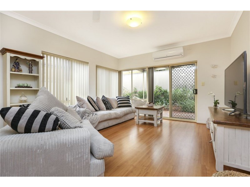 16 Locheal Avenue, Greenwith SA 5125