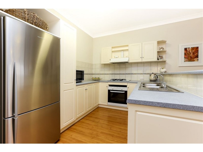 16 Locheal Avenue, Greenwith SA 5125