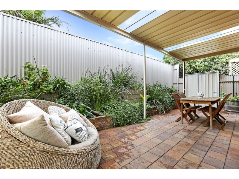 16 Locheal Avenue, Greenwith SA 5125