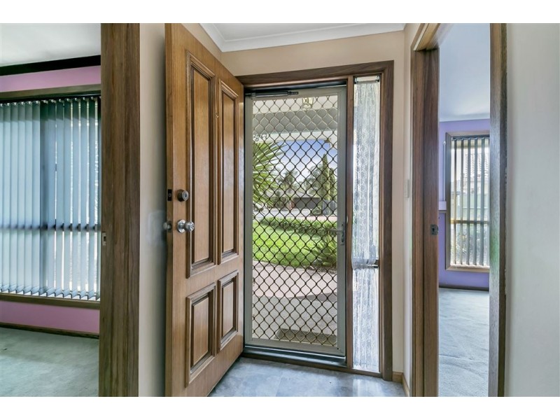 9 Bredford Grove, Andrews Farm SA 5114