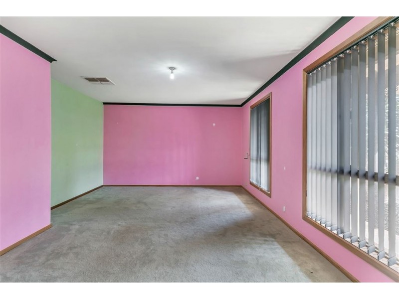 9 Bredford Grove, Andrews Farm SA 5114