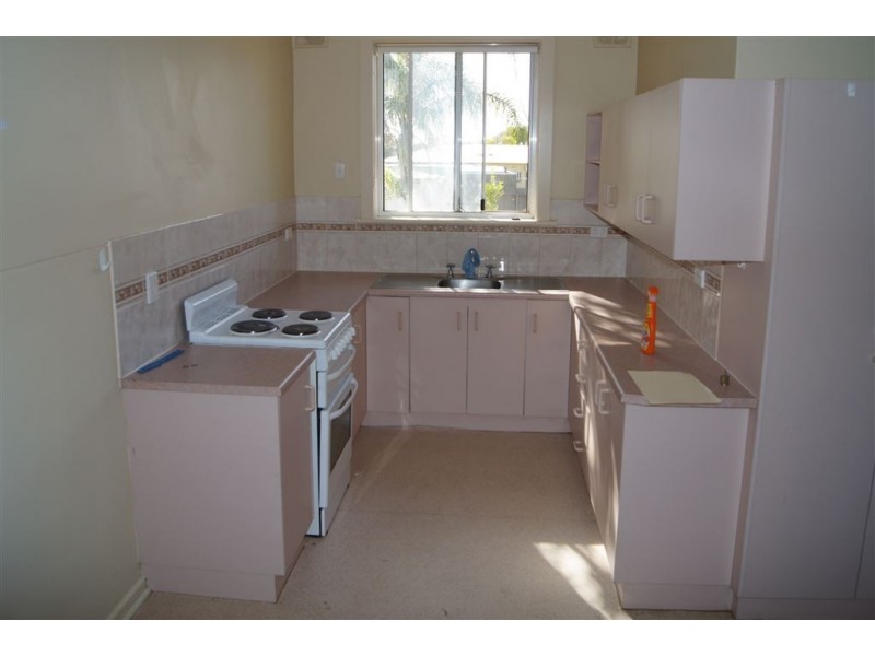 43 Halsey Road, Elizabeth East SA 5112