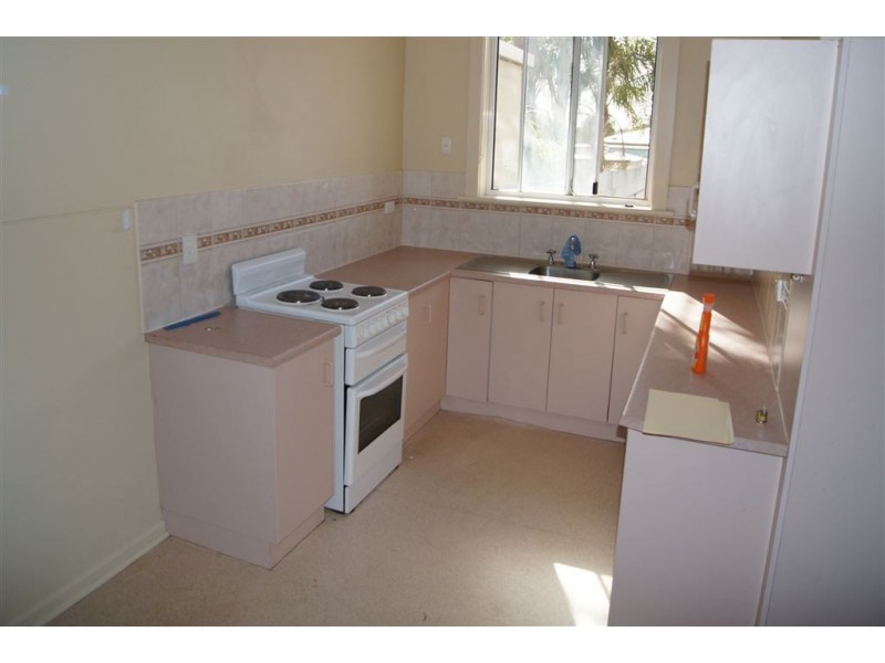 43 Halsey Road, Elizabeth East SA 5112