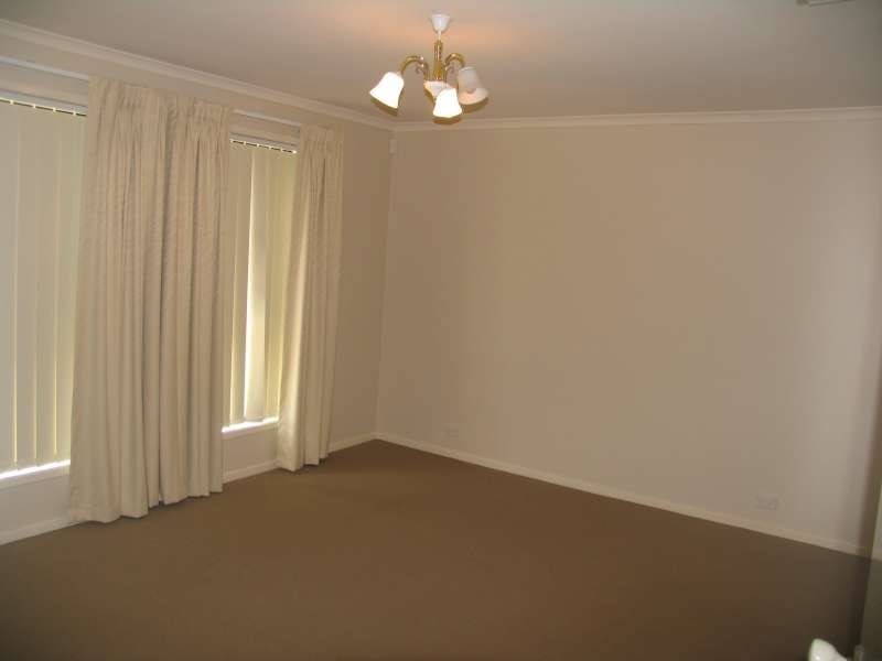 5 Nobel Court, Highbury SA 5089