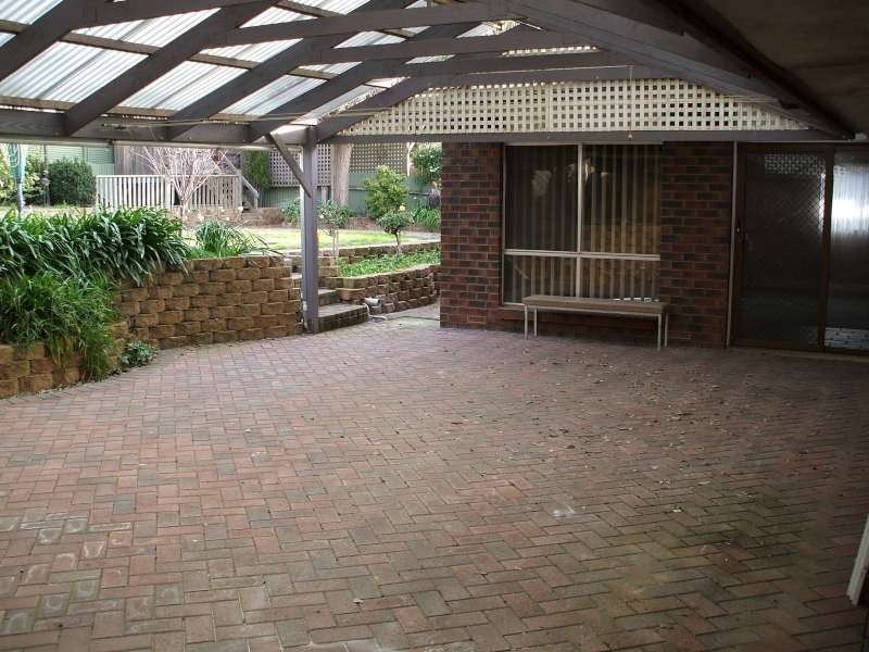 7 Duke Ave, Para Hills SA 5096