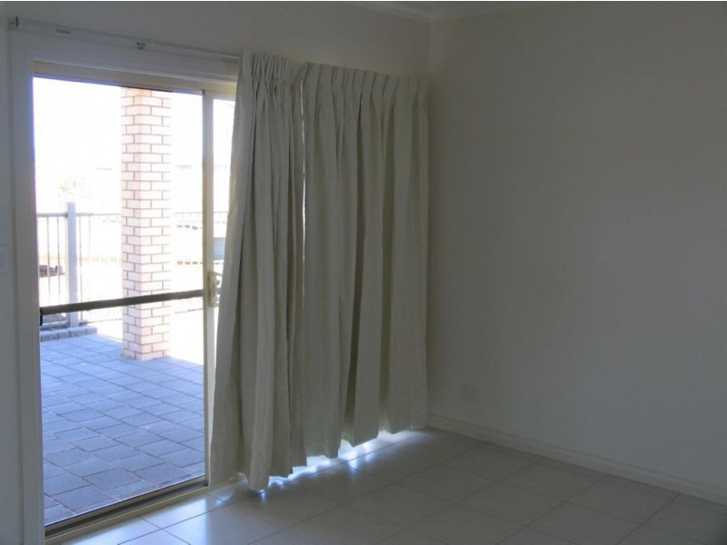 10 Mowbray st, Mawson Lakes SA 5095