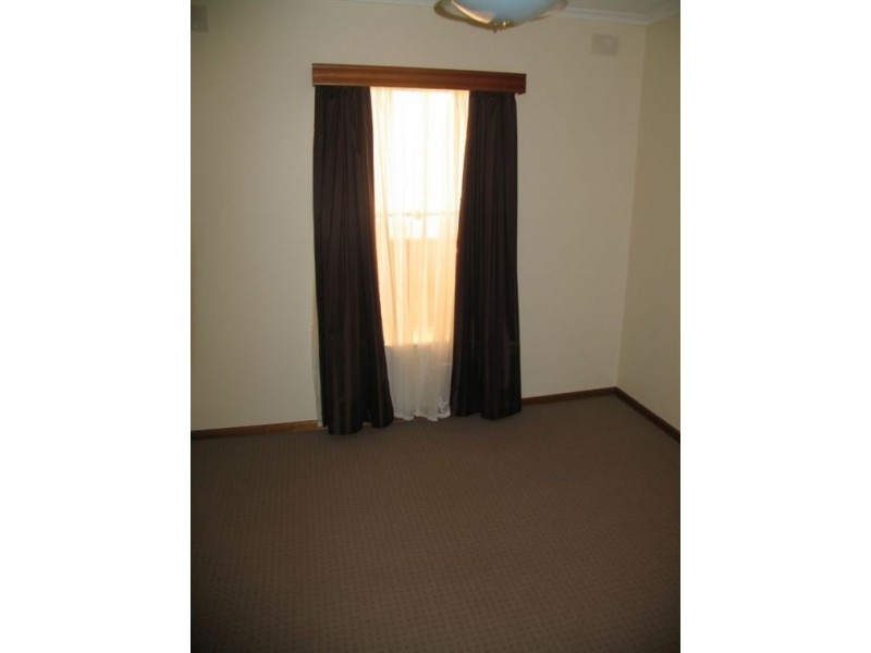 31 Launceston Ave, Banksia Park SA 5091