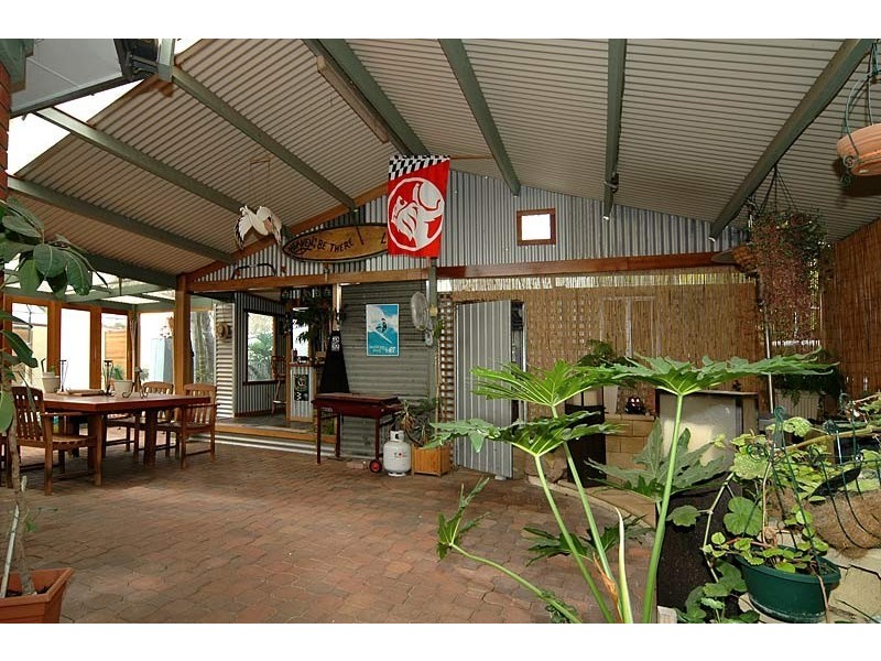 31 Allchurch Ave, Redwood Park SA 5097