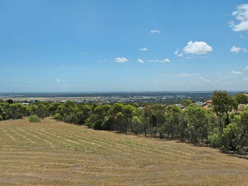 21 Severn Crt, Para Hills SA 5096