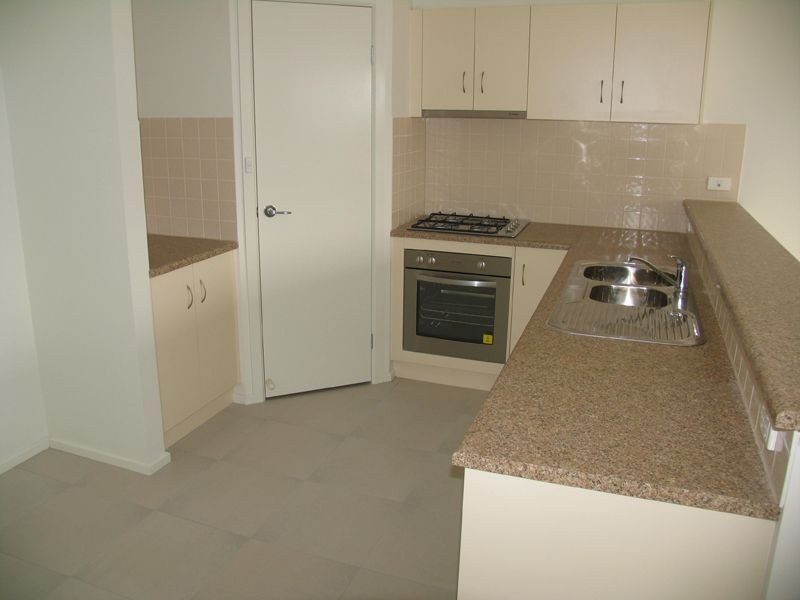 1B Jennier Crescent, Para Hills SA 5096