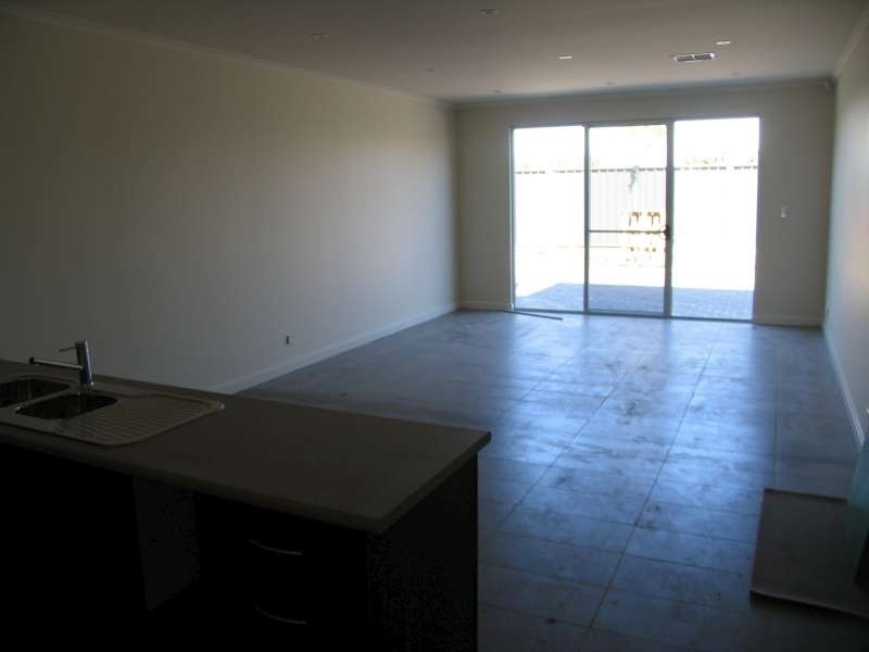49 c Trinity Circuit, Mawson Lakes SA 5095
