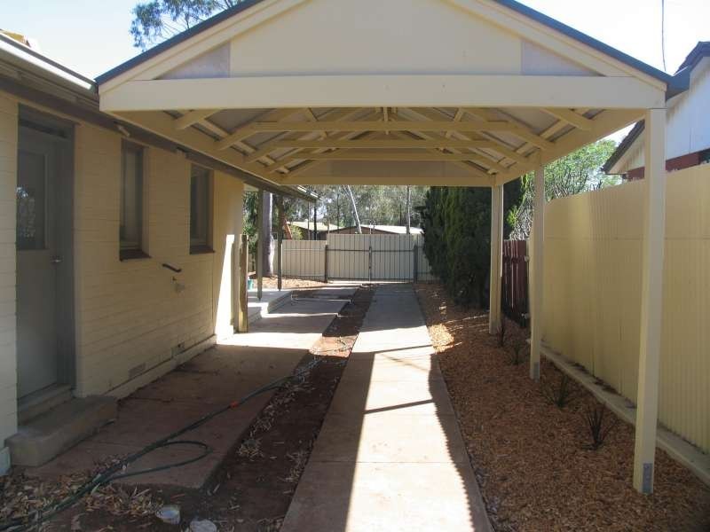 51 Maxwell Rd, Ingle Farm SA 5098