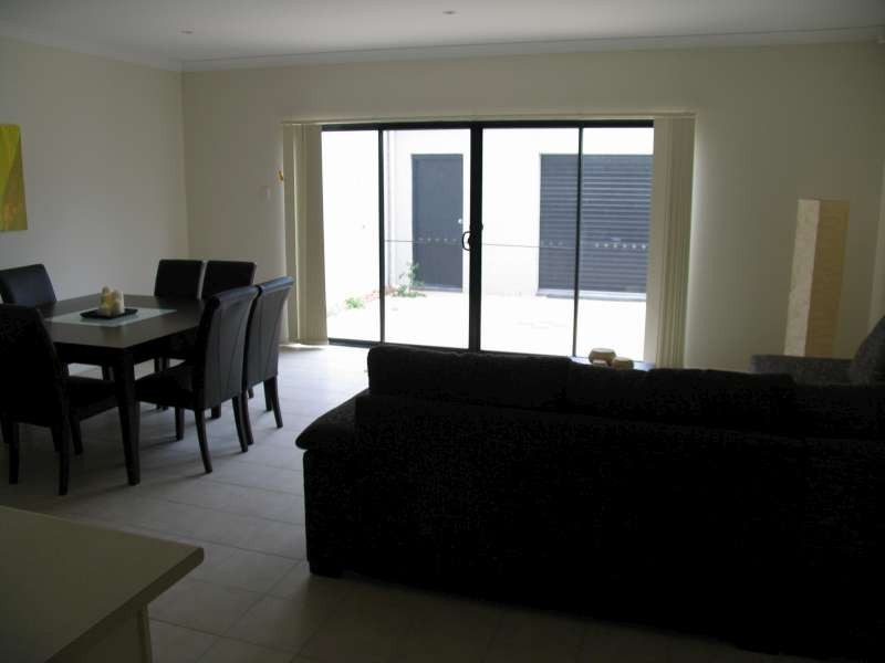 2/9-11 Bartlett Court, Golden Grove SA 5125