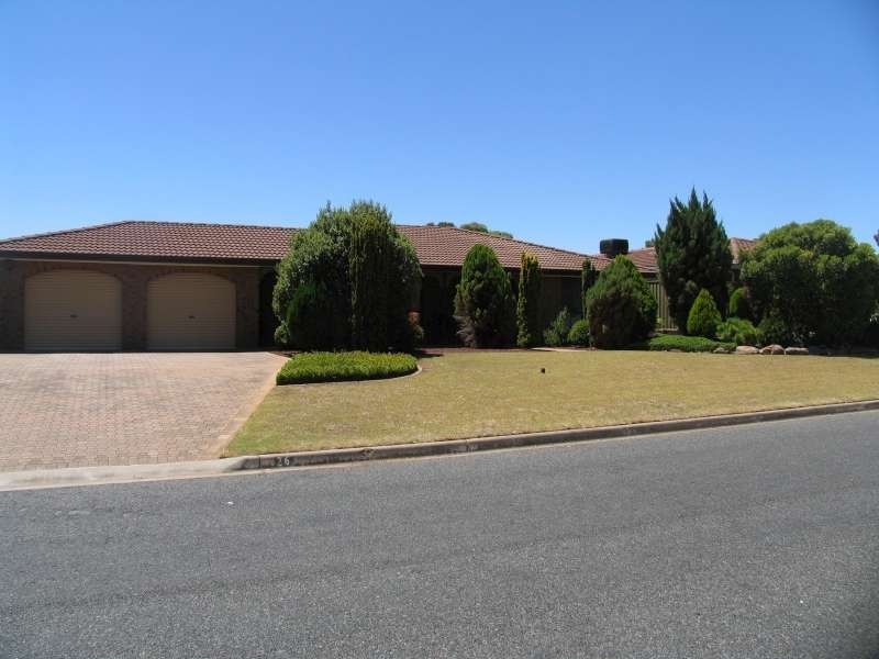 26 Trevithick Cres, Redwood Park SA 5097