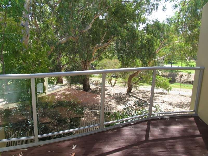 33 Glenbrook Cl, Marden SA 5070