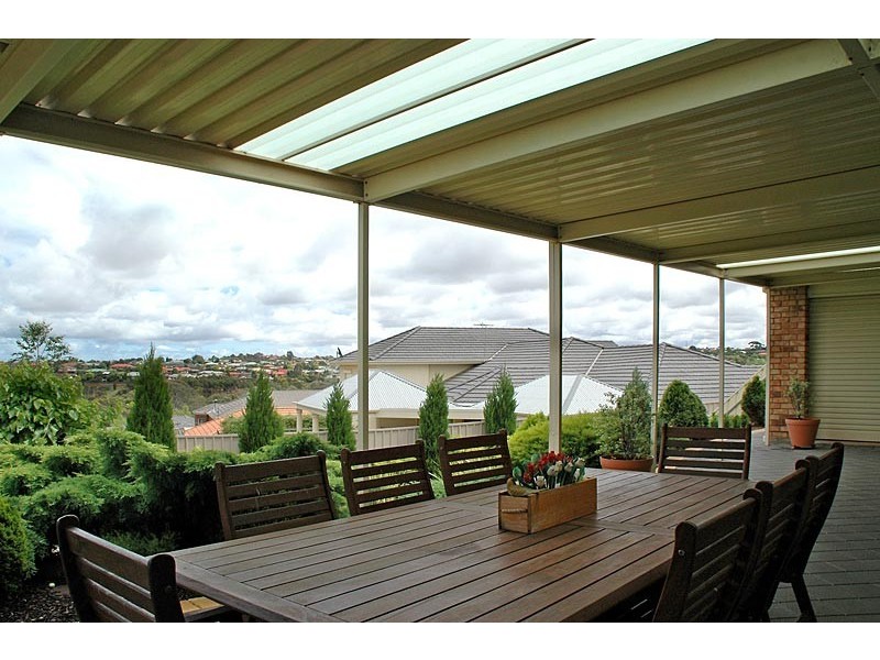 25 Humewood Pl, Golden Grove SA 5125