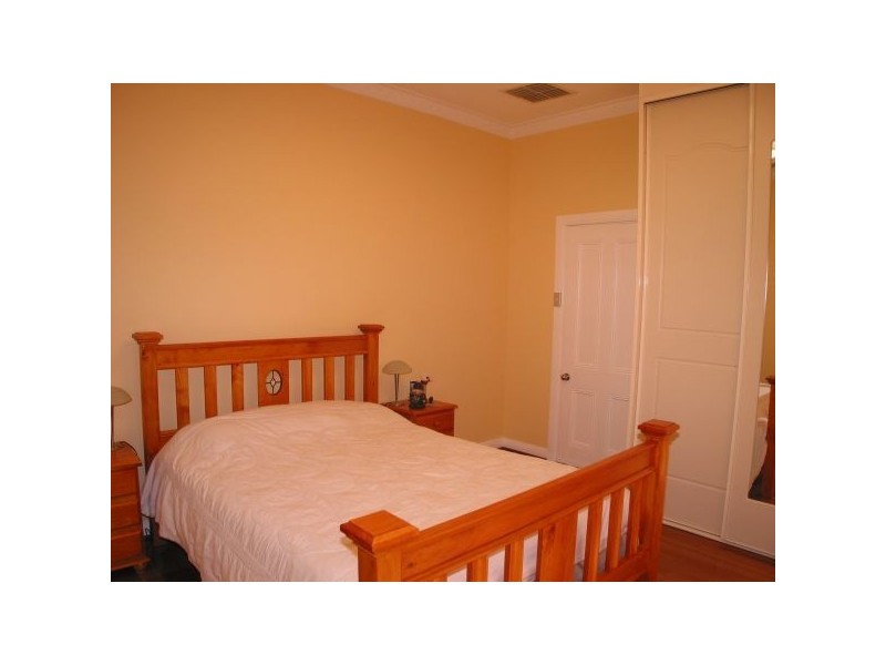 10 Fairweather Avenue, Woodville South SA 5011