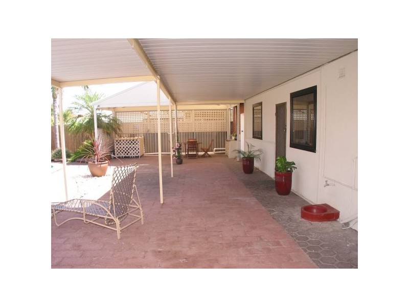 10 Fairweather Avenue, Woodville South SA 5011