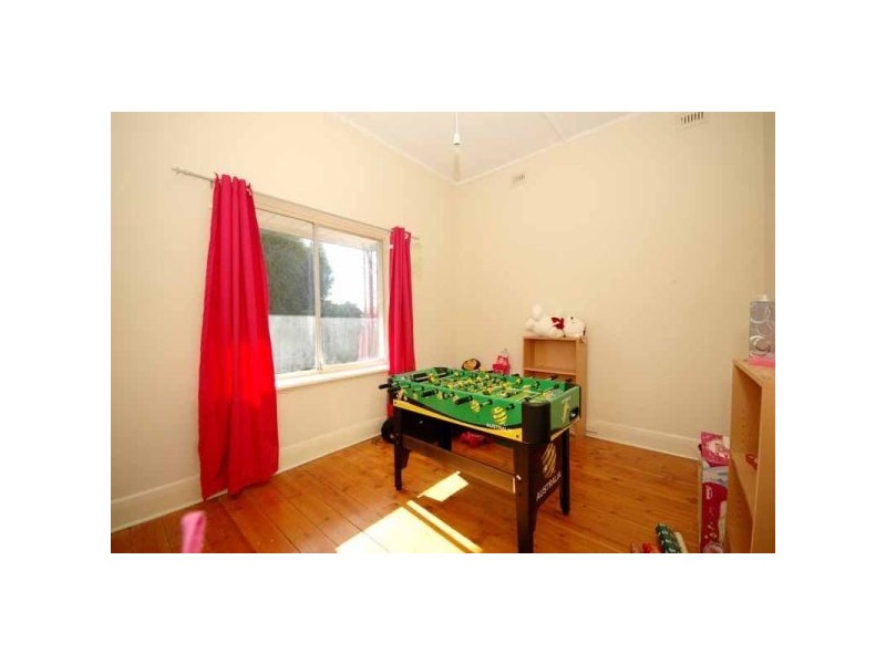 17 East Avenue, Allenby Gardens SA 5009