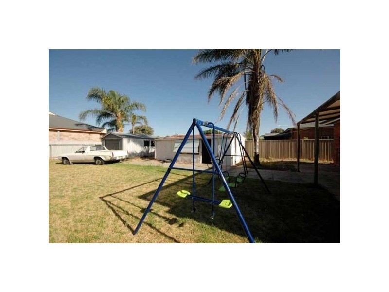 17 East Avenue, Allenby Gardens SA 5009