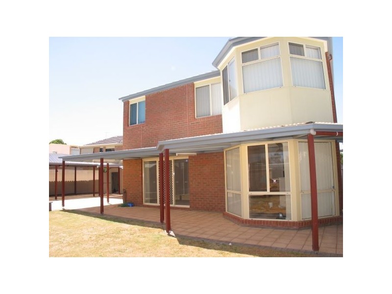 6 Campbell Avenue, Seaton SA 5023