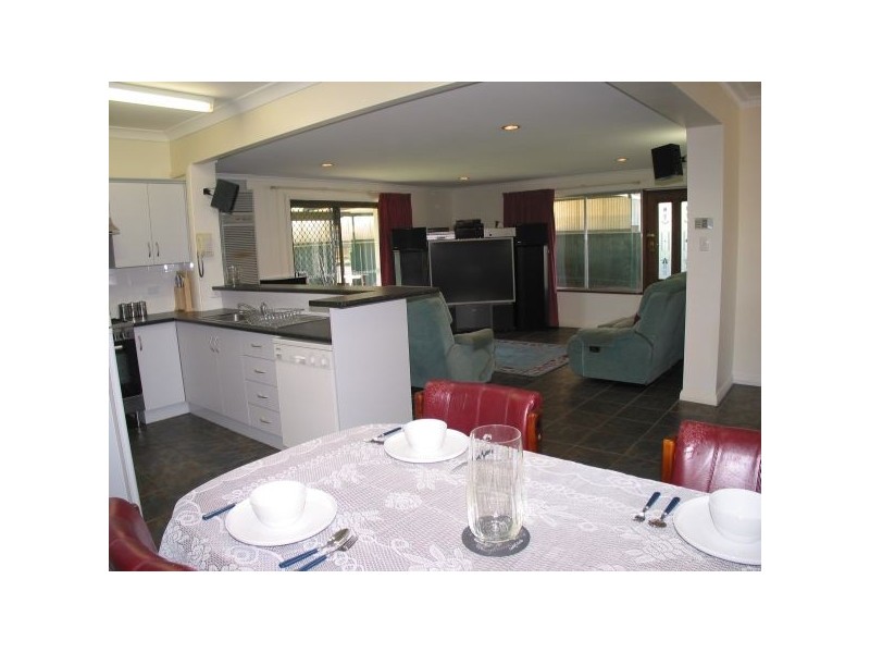 1 Tatura Crescent, Fulham Gardens SA 5024