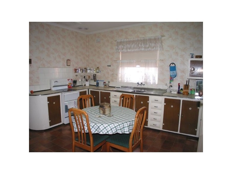 92 Humphries Terrace, Woodville Gardens SA 5012