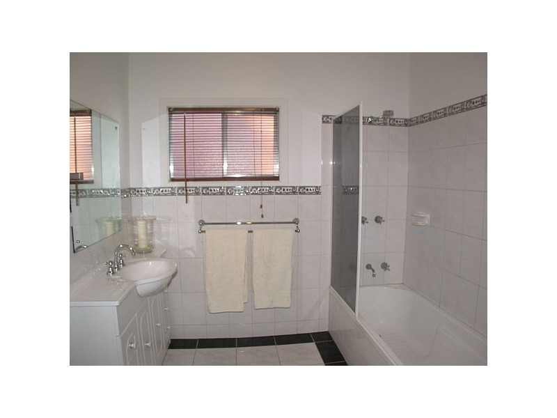 18 May Terrace, Ottoway SA 5013