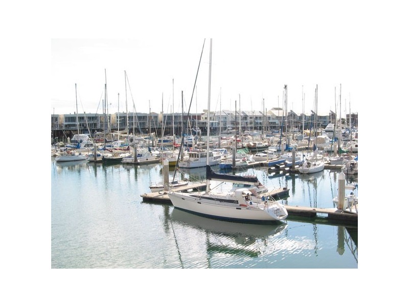 4a Coral Way, North Haven SA 5018