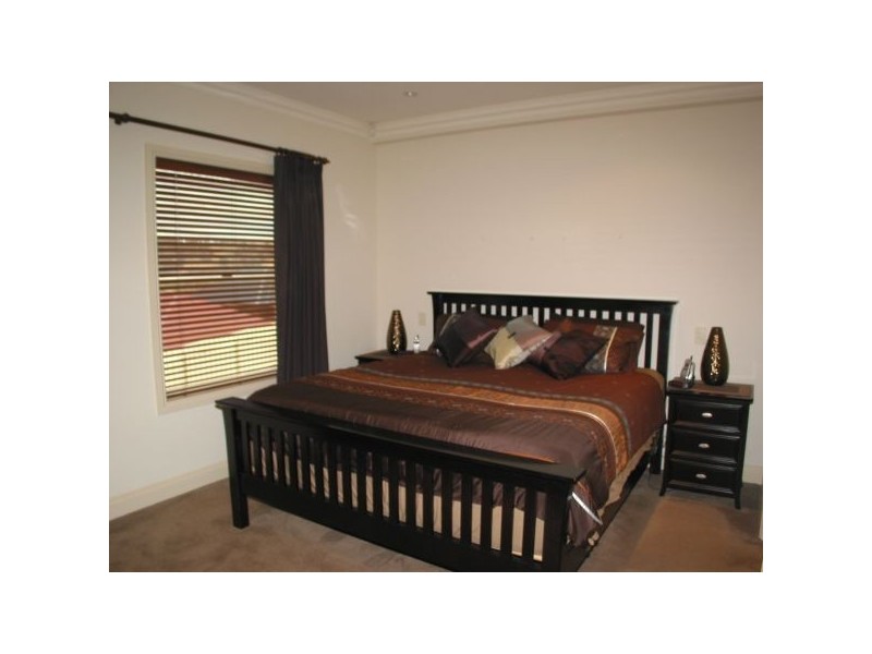 4/4 McCann Place, Greenwith SA 5125