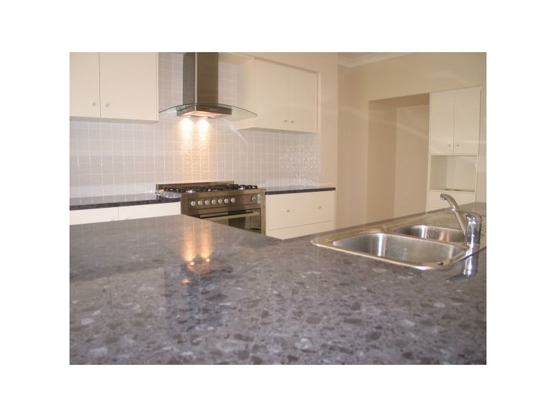 2 Andros Street, Mawson Lakes SA 5095